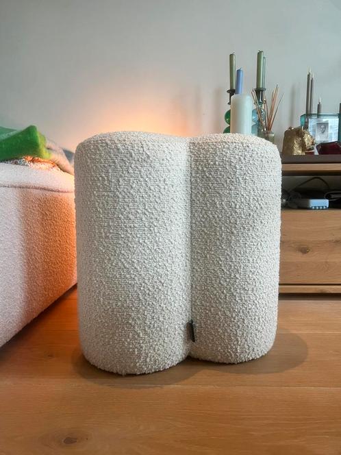 POLSPOTTEN Clover kruk 45 cm Wit, Huis en Inrichting, Krukjes, Zo goed als nieuw, Kunststof, Ophalen