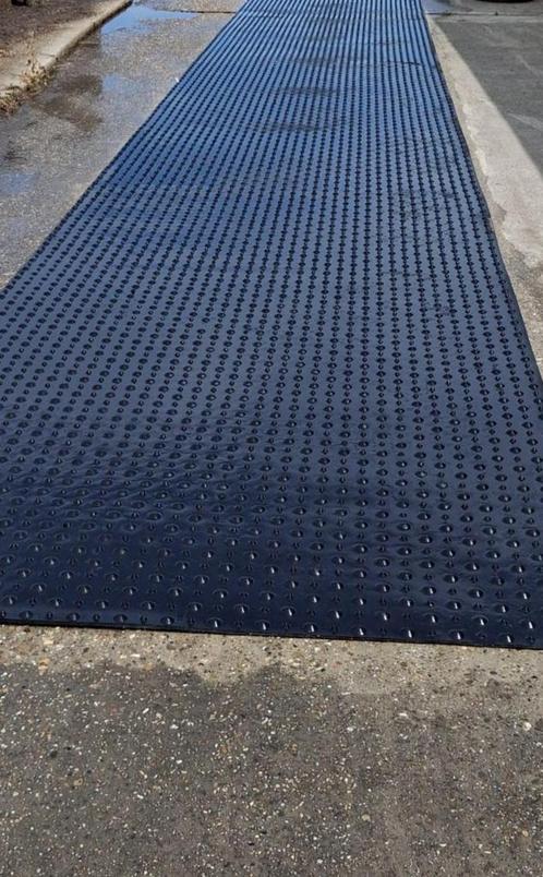 Rubber matten zijn Te Koop, Dieren en Toebehoren, Stalling en Weidegang