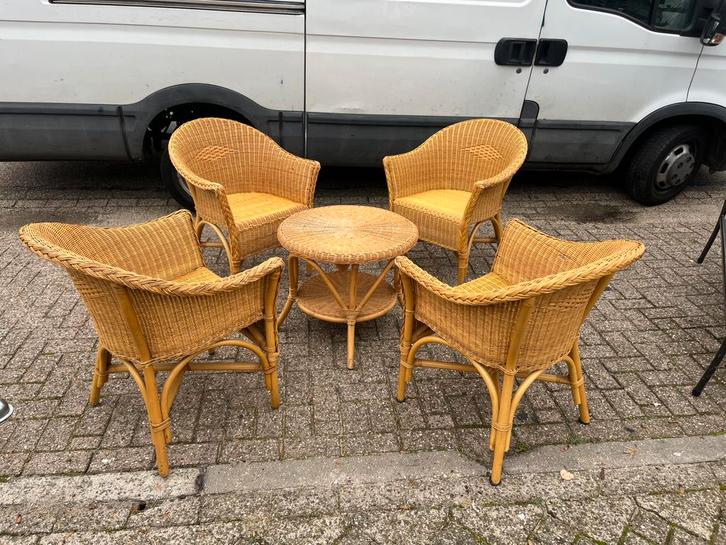 Vintage rotan loungeset, Tuin en Terras, Tuinsets en Loungesets, Gebruikt, Tuinset, Rotan, 4 zitplaatsen, Bijzettafel, Stoel, Ophalen