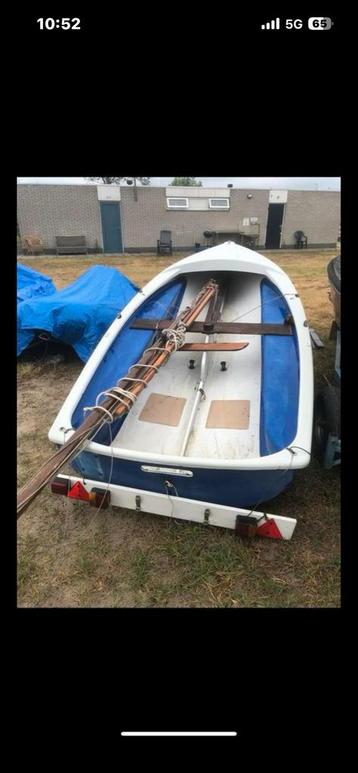 Mooie Polyester Zeilboot te koop! beschikbaar voor biedingen