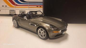 Kyosho BMW Z8 Hardtop Brown Metallic Dealer Edition  beschikbaar voor biedingen