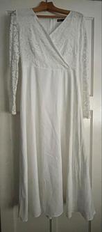 Witte jurk met kant, Kleding | Dames, Jurken, Shein, Maat 38/40 (M), Ophalen of Verzenden, Onder de knie