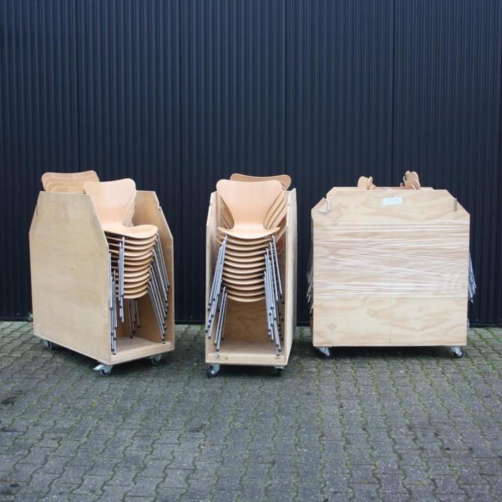 transport karren ( voor vlinderstoelen o.a. ), Huis en Inrichting, Stoelen, Eén, Ophalen
