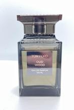 Tom Ford Oud Wood sample, Sieraden, Tassen en Uiterlijk, Uiterlijk | Parfum, Ophalen of Verzenden