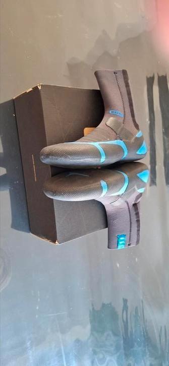 Ion Plasma surfschoenen 6.5 maat 42 - 1x gedragen  beschikbaar voor biedingen
