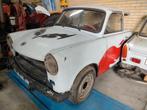 Voorkant Trabant 601, Ophalen