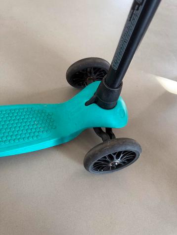 Stepje voor kinderen beschikbaar voor biedingen