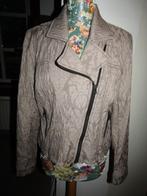 E507 Dreamstar mt 42 jasje taupe gobelin biker model reliëf, Kleding | Dames, Dreamstar, Verzenden, Beige, Maat 42/44 (L)