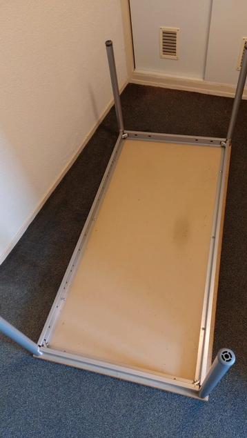 Ikea Effektiv Bureau - 160x80cm - In hoogte verstelbaar - afbeelding 9