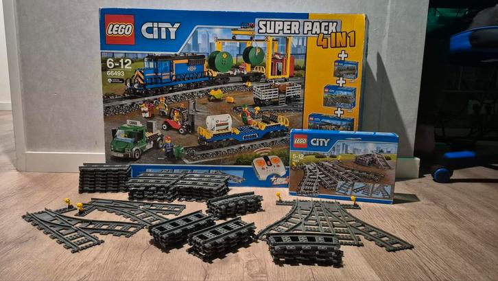Lego City Trein Super Pack + Rails met Motor!, Kinderen en Baby's, Speelgoed | Duplo en Lego, Gebruikt, Lego, Complete set, Ophalen of Verzenden