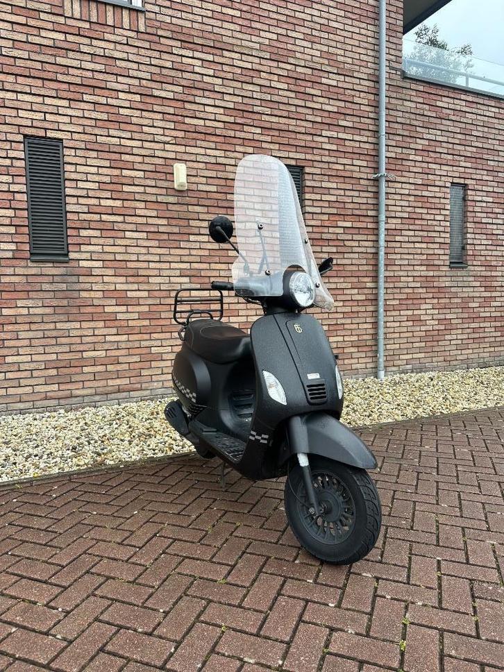 BTC Riva Scooter (2019) – +- 4.000 km!, Fietsen en Brommers, Snorfietsen en Snorscooters, Gebruikt, Overige merken, Benzine, Ophalen of Verzenden
