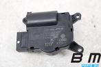 Stelmotor luchtrooster zijkant VW Amarok 7L0907511AE, Gebruikt