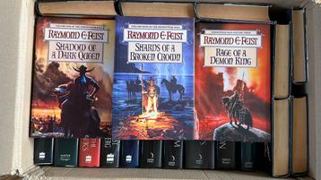Grote verzameling Raymond E. Feist boeken (Engels) –26 stuks beschikbaar voor biedingen