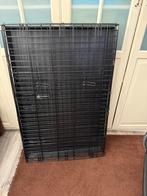 Honden bench groot. 70x 70 en 105 cm breed., Dieren en Toebehoren, Hondenhokken, Ophalen, Zo goed als nieuw, 75 tot 110 cm, 65 tot 100 cm