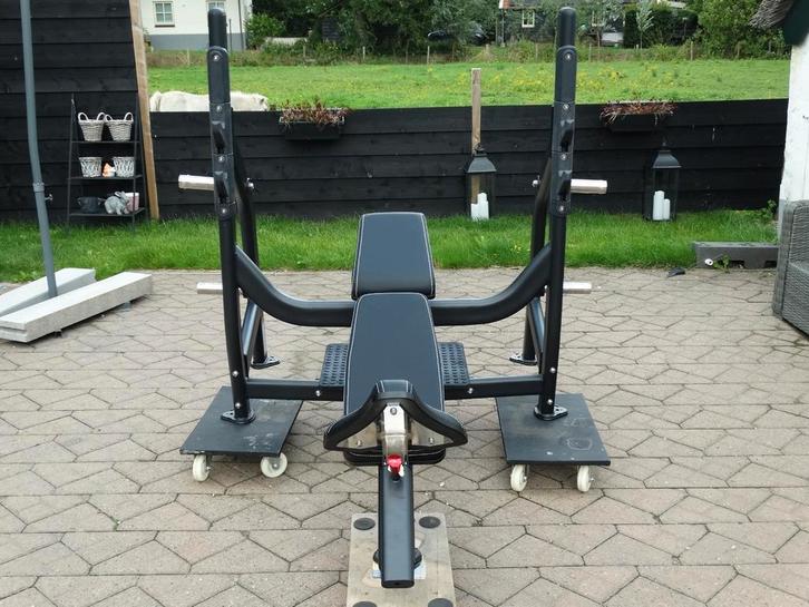 Bankdruk Apparaat - Krachttraining, Sport en Fitness, Fitnessapparatuur, Gebruikt, Krachtstation, Armen, Borst, Metaal, Ophalen