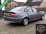 BMW 3-serie 318i Lifestyle | APK | ACHTERUIT RIJ CAMERA |, Auto's, BMW, 65 €/maand, Achterwielaandrijving, Blauw, Origineel Nederlands