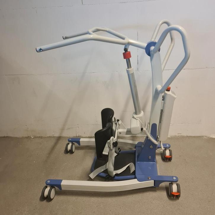 BAS actieve tillift bouwjaar 2023 NIEUW !!, Diversen, Verpleegmiddelen, Ophalen