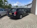 Toyota Avensis Wagon 1.8 VVTi Luna | STOELVERWARMING, Voorwielaandrijving, 65 €/maand, 1794 cc, Zwart