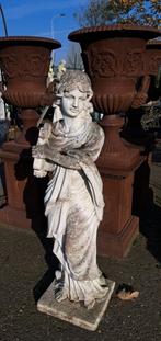 Echt oud tuinbeeld Franse dame levensgroot beeld is erg mooi, Tuin en Terras, Tuinbeelden, Ophalen, Gebruikt, Steen