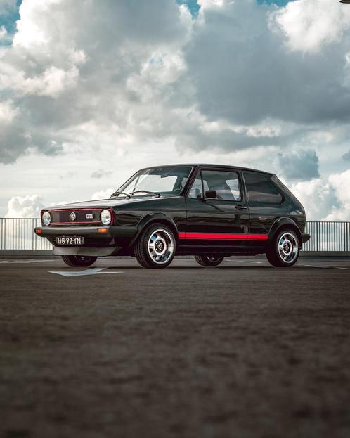 Volkswagen Golf 1.5 MK1 C AUT 1981 Zwart GTI look, Auto's, Volkswagen, Particulier, Golf, Benzine, Hatchback, Automaat, Origineel Nederlands
