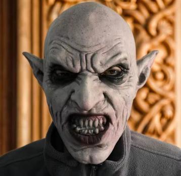 Scary Masker, Nieuw beschikbaar voor biedingen