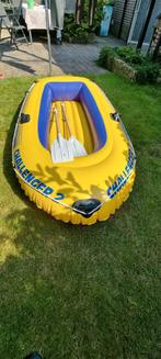 Intex challenger 2 opblaasboot, houten peddels en pomp, Ophalen, Zo goed als nieuw