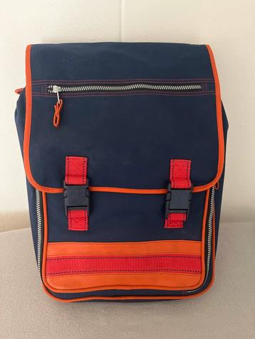 Nieuwe Rugtas Blauw/Oranje beschikbaar voor biedingen