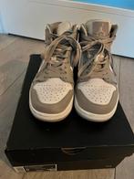Nike air jordan mid1 linen maat 39 zgan, Ophalen of Verzenden, Zo goed als nieuw