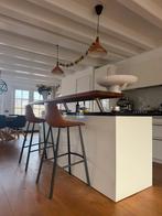 2x Karakteristieke landelijke bar kruk echt leer Dutch Bone, Huis en Inrichting, Ophalen, Met voetsteun, Zo goed als nieuw, Metaal