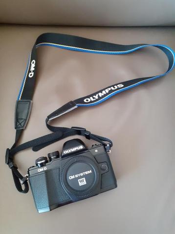 Olympus camera OM-D E-MI0 beschikbaar voor biedingen
