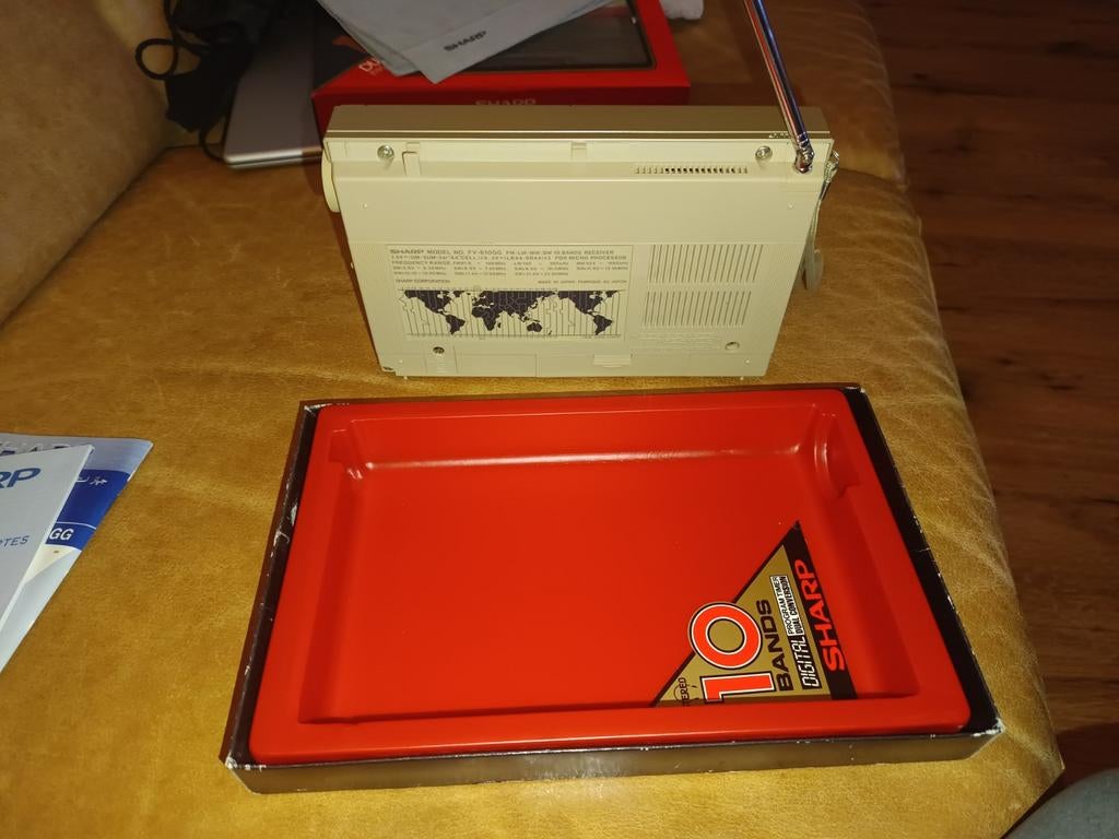 Sharp Radio Vintage Super Techtonic met originele verpakking, Audio, Tv en Foto, Radio's, Ophalen, Gebruikt, Radio