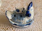 Antiek schaaltje kip met kuiken, Delftsblauw, Antiek en Kunst, Ophalen of Verzenden