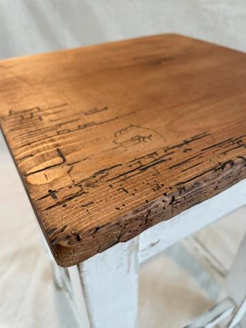 Landelijk shabby chic krukje – Maison Rustique beschikbaar voor biedingen