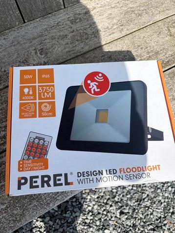 Perel Design LED Floodlight 50W met bewegingssenso beschikbaar voor biedingen