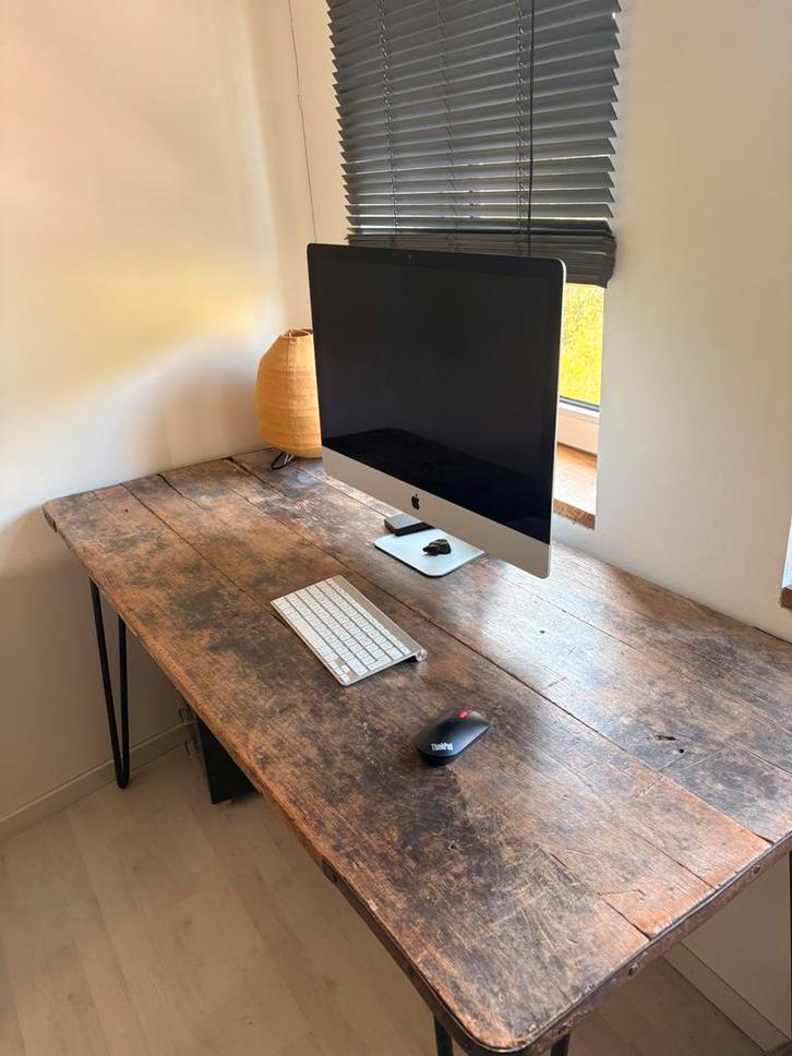 Uniek bureau van massief hout, Huis en Inrichting, Bureaus, Gebruikt, Bureau, Ophalen of Verzenden