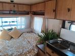 Leuke Bustner caravan met luifel en fietsendrager, Vast bed, Treinzit, Particulier, Bürstner