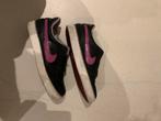 Nike Sneakers Maat 38,5 - Zwart/Roze, Ophalen of Verzenden, Gedragen, Zwart, Sneakers of Gympen