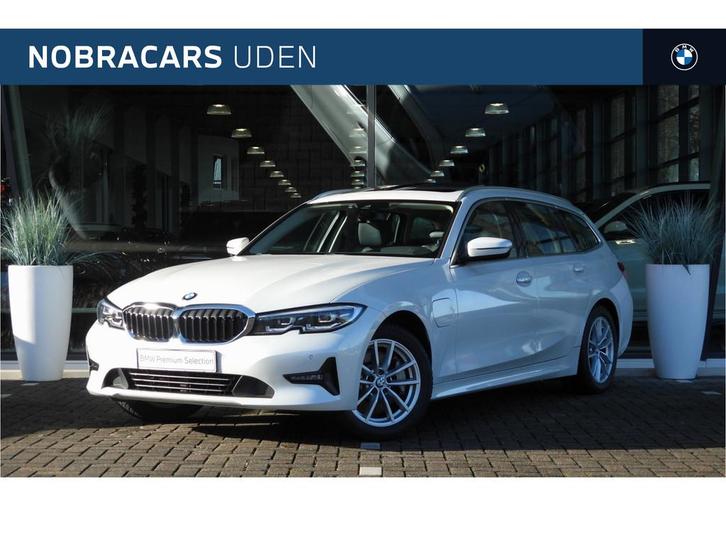 BMW 3 Serie Touring 330e High Executive Automaat / Panoramad, Auto's, BMW, Bedrijf, Te koop, 3-Serie, Airconditioning, Alarm, Climate control