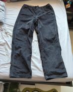 Levi’s skater broek corduroy met ingebouwde riem, Zwart, Ophalen of Verzenden, Zo goed als nieuw, W40 - W42 (confectie 56/58)