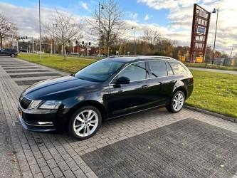 Skoda Octavia 1.6 TDI Greentech 115pk Dsg-7 2017 Zwart, Auto's, Skoda, Particulier, Octavia, ABS, Airbags, Alarm, Apple Carplay