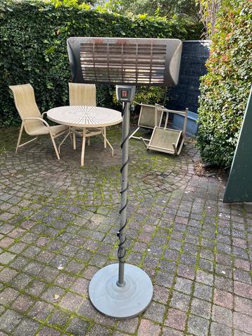 Terrasverwarmer - Weinig gebruikt beschikbaar voor biedingen