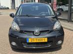 Toyota Aygo 1.0-12V Dynamic Navigator (bj 2012), Voorwielaandrijving, Euro 5, Stof, Gebruikt