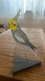 Glazen vogels op marmer, Dieren en Toebehoren, Vogels | Parkieten en Papegaaien, Parkiet