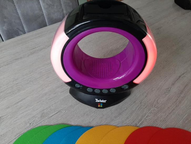 Twister Rave Dance, Hobby en Vrije tijd, Gezelschapsspellen | Overige, Gebruikt, Een of twee spelers, Ophalen of Verzenden