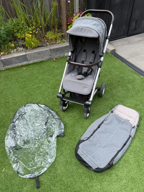 Mutsy nexo buggy + voetenzak &  Regenhoes grijs, Kinderen en Baby's, Buggy's, Gebruikt, Overige merken, Regenhoes, Verstelbare rugleuning