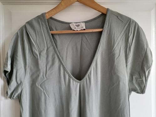 Losvallende groene viscose zomerjurk, V-hals en kort mouwtje, Kleding | Dames, Jurken, Zo goed als nieuw, Maat 42/44 (L), Groen