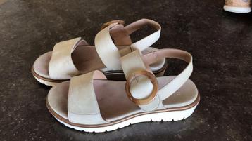 Ara sandalen beschikbaar voor biedingen