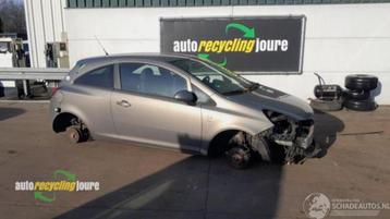 Opel Corsa D onderdelen (kleur: Z40W) donorauto beschikbaar voor biedingen