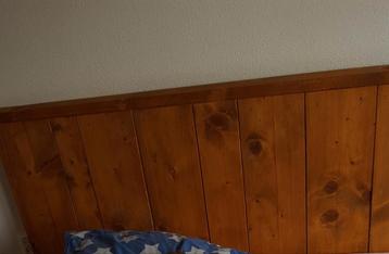 Hoofdbord van massief hout /bed achterkant beschikbaar voor biedingen