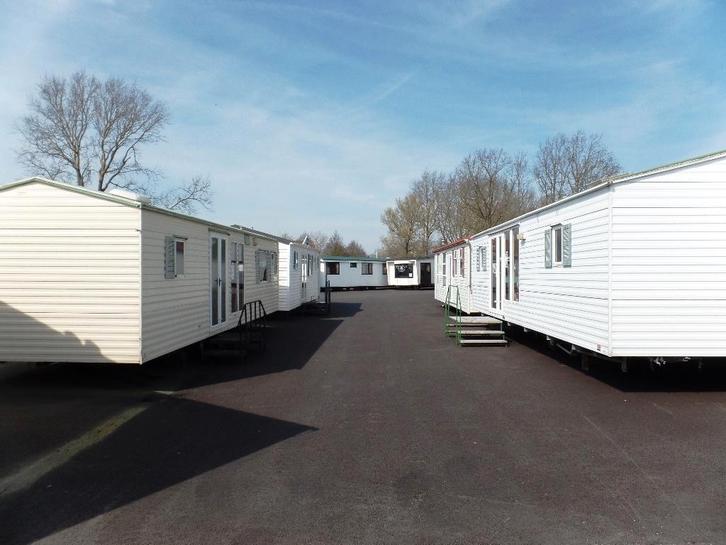 Stacaravans en chalets met middenkamer tot 6 pers te koop, Caravans en Kamperen, Stacaravans, tot en met 6, Ophalen
